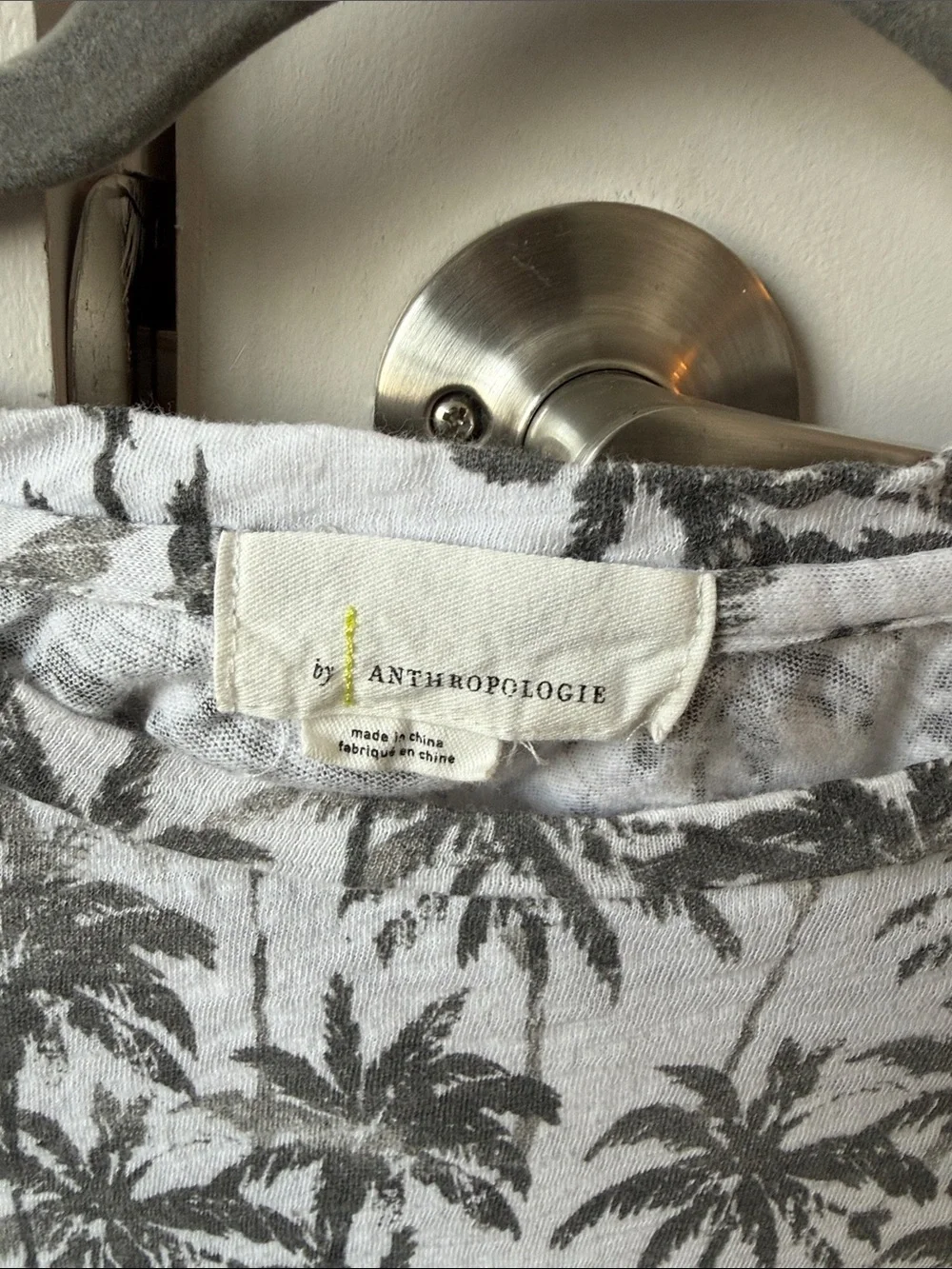 Anthropologie Palm-Print Crewneck Tee - White & Gray